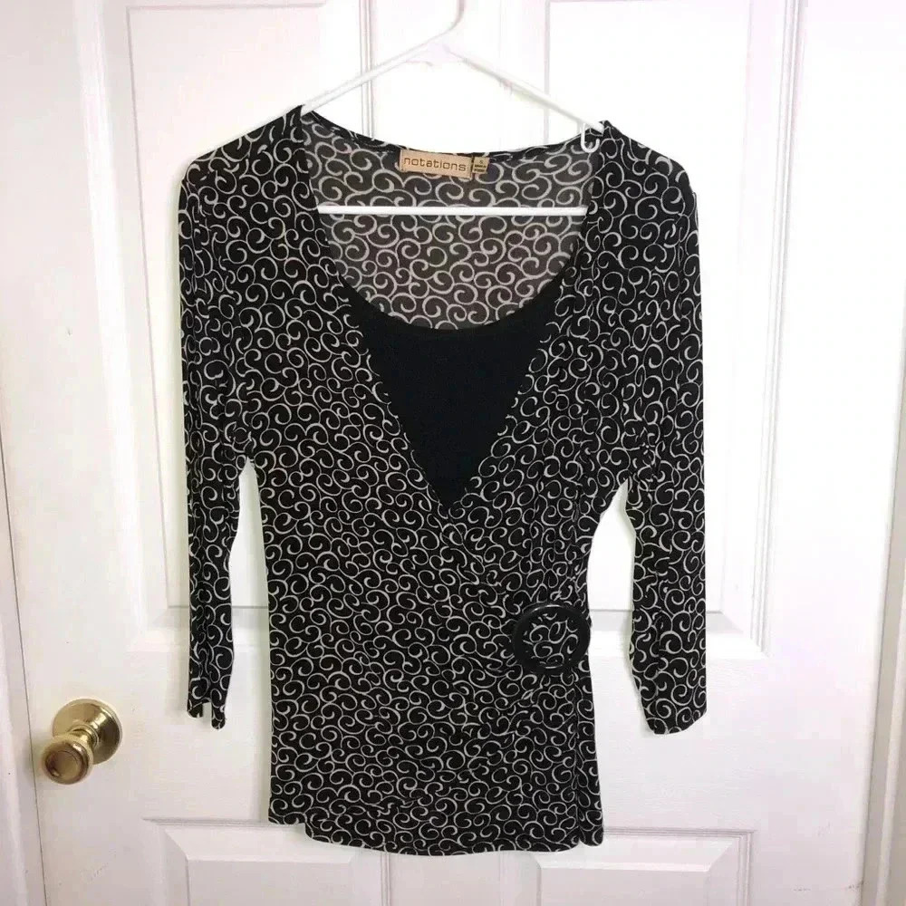 Notations pull over/black and beige sz sm-